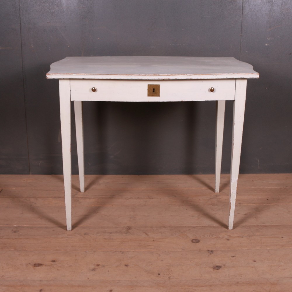Swedish Lamp Table