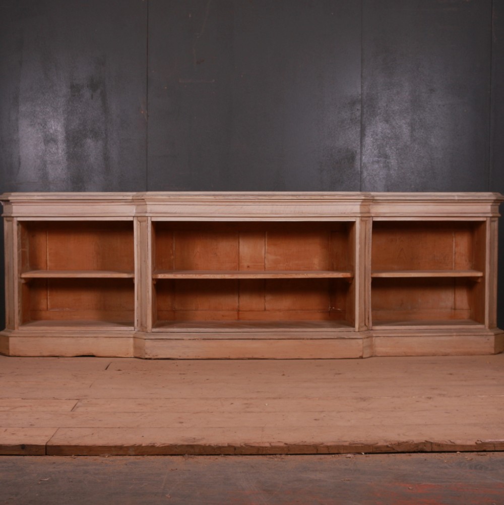 Country House Low Bookcase