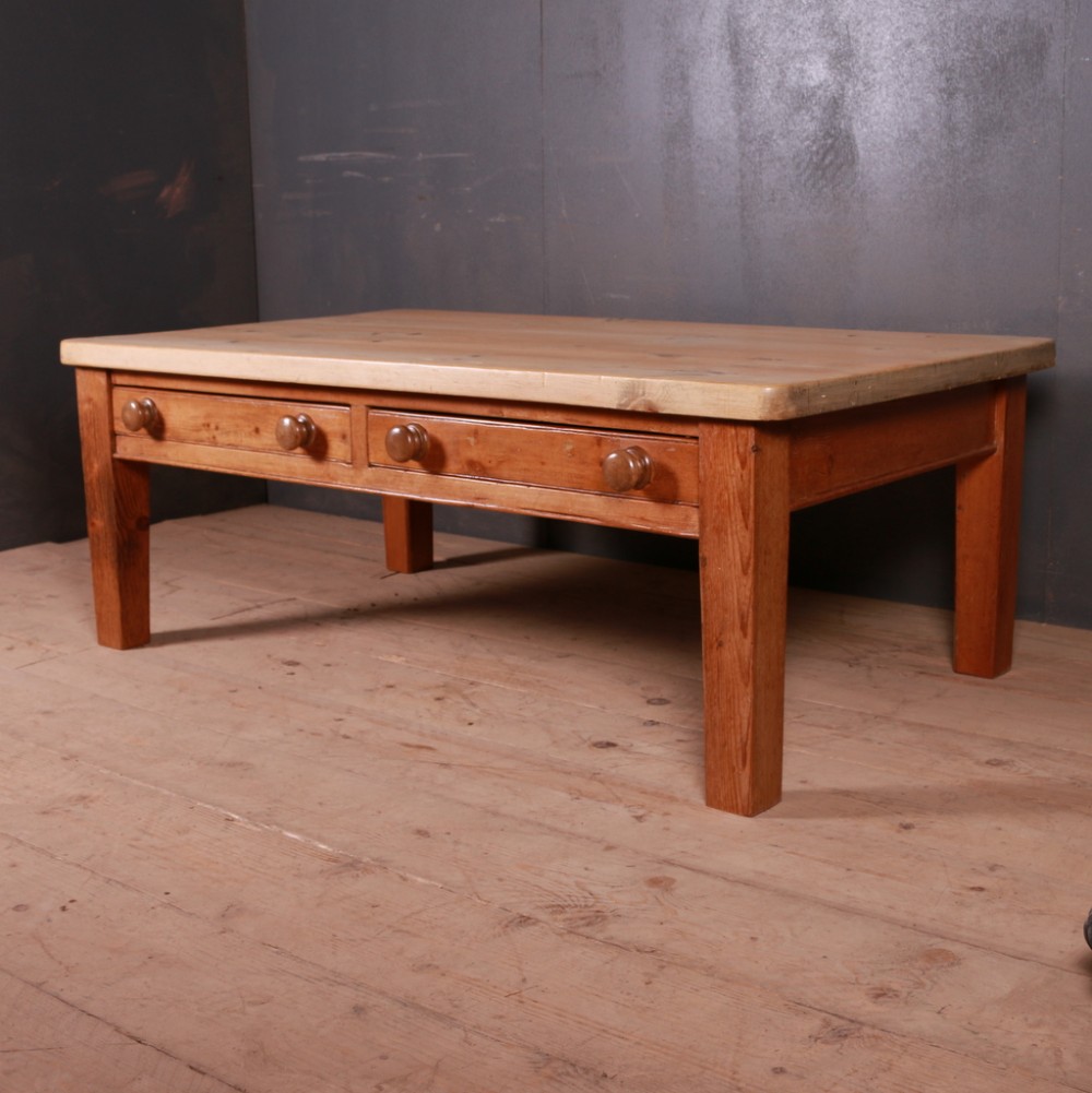 Large English Scrubbed Pine Coffee Table