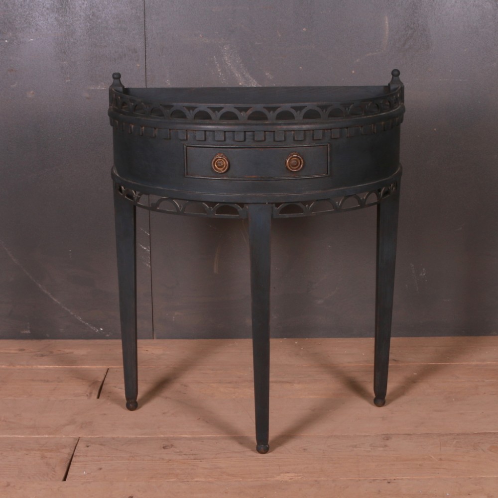 Dutch Console Table