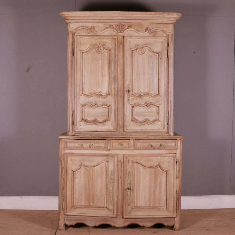 18th C Bleached Oak Buffet de Corps