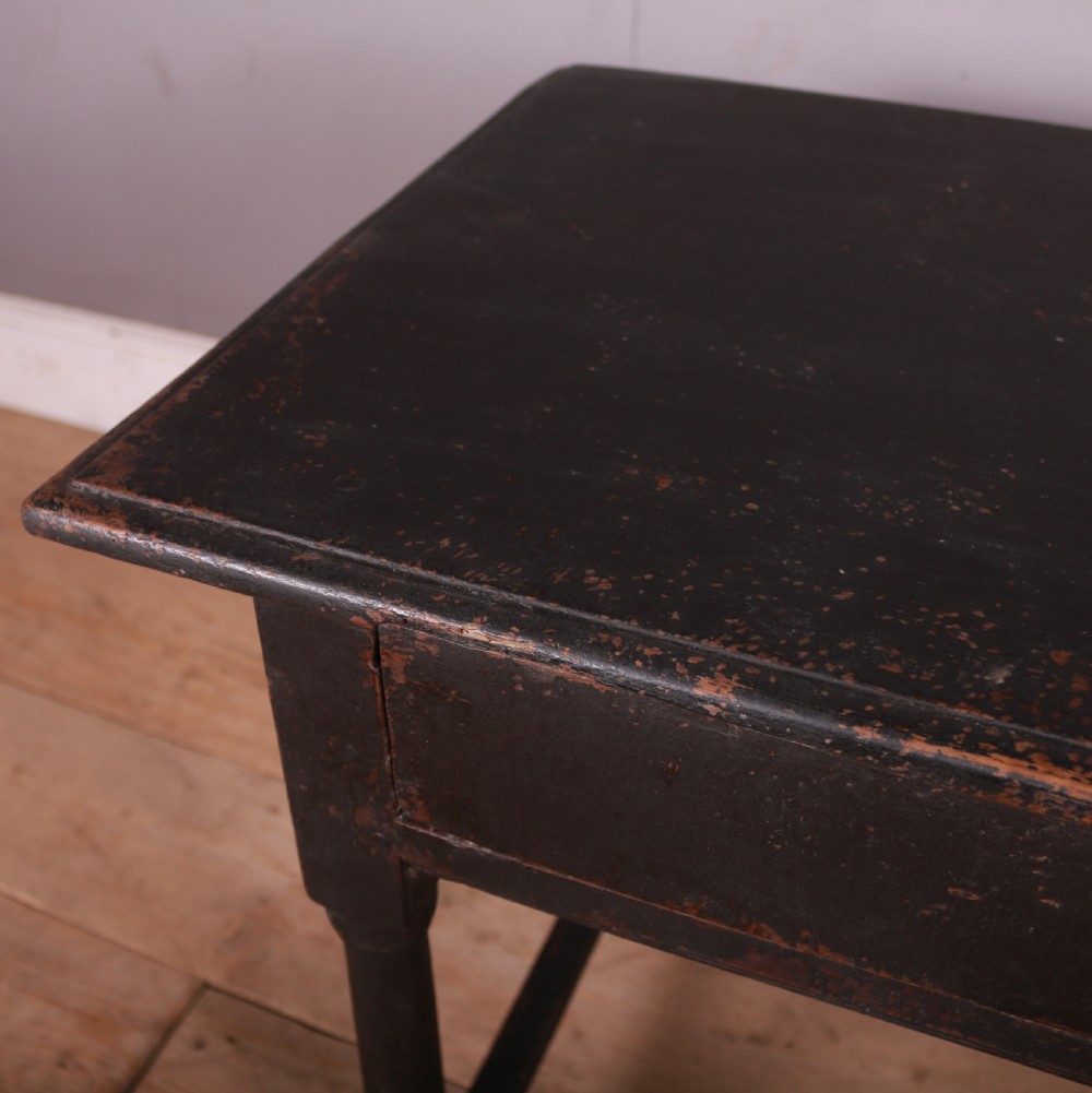 18th Century English Lamp Table View V