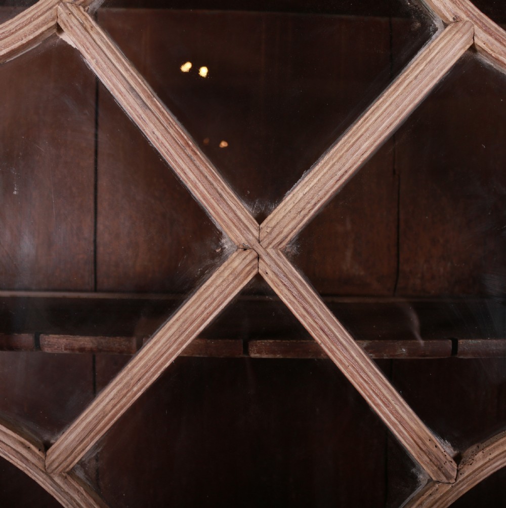 18th Century Dutch Display Cabinet View XI