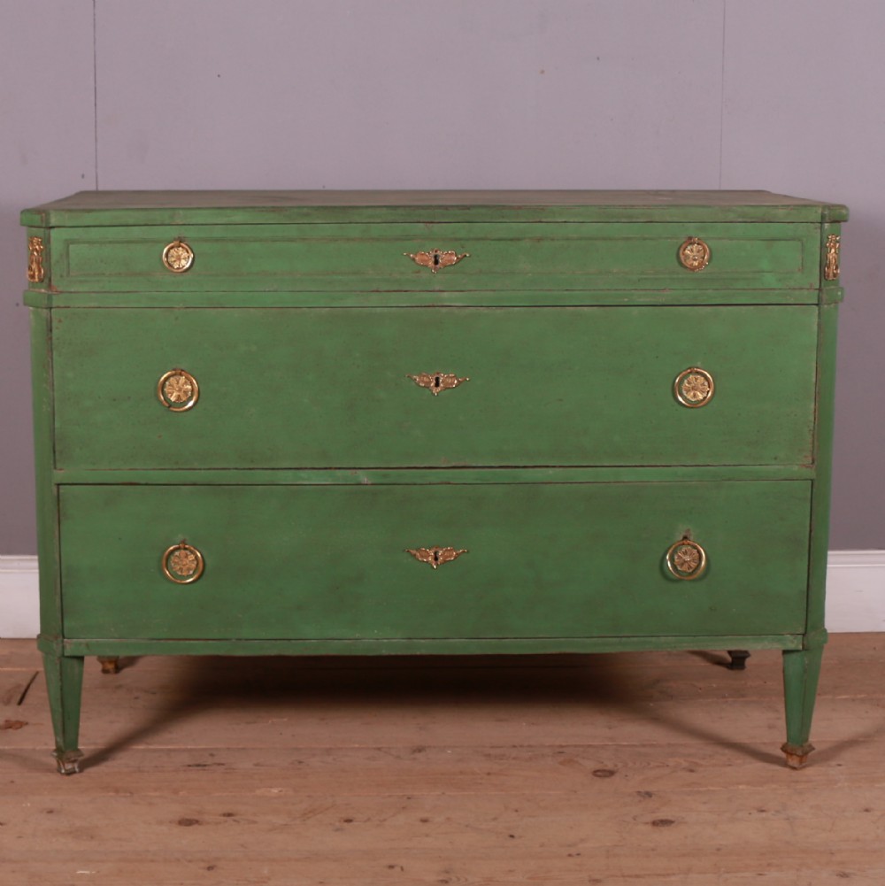 18th Century Italian Commode