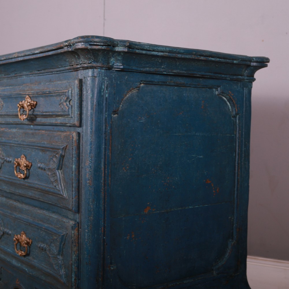 18th Century Portuguese Commode View IV