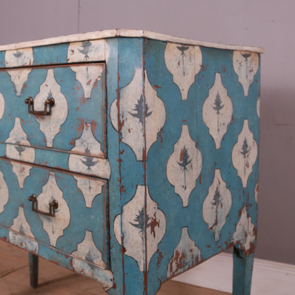 18th Century Italian Commode View IV