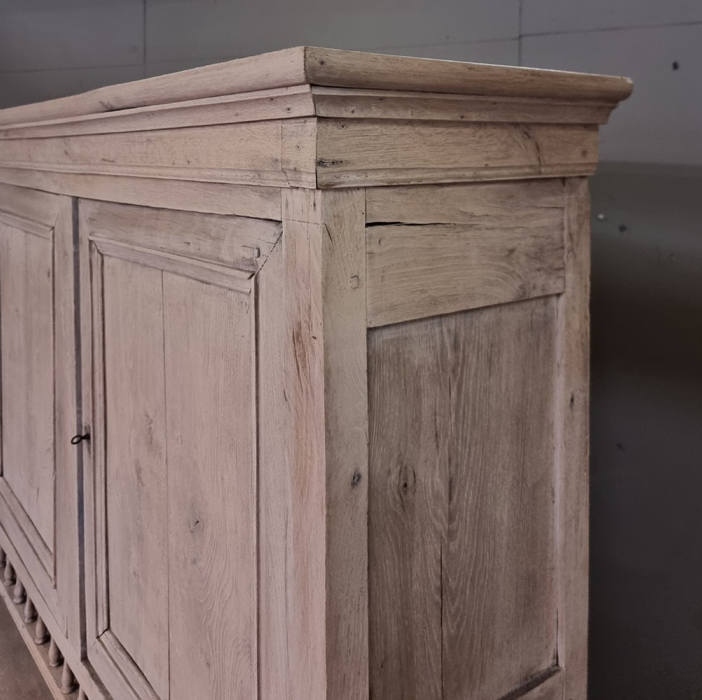 French Bleached Oak Dresser View XI