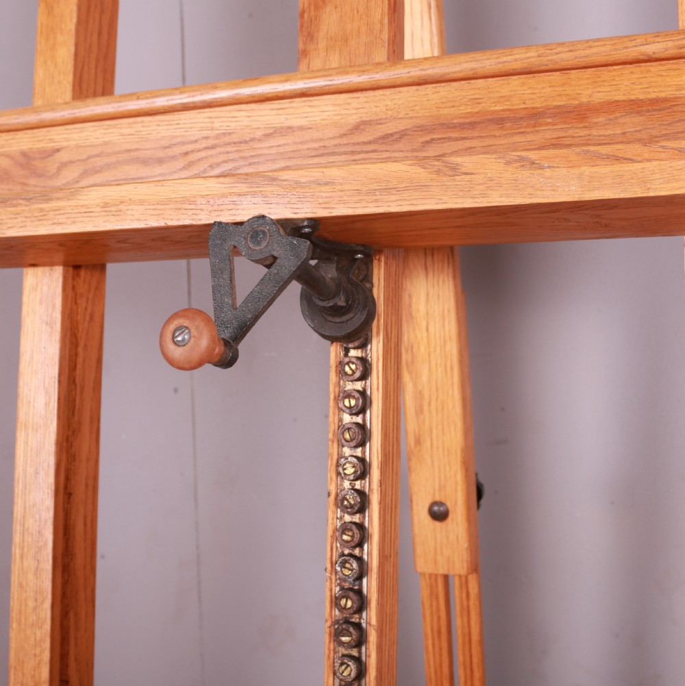 Scottish Oak Artists Easel View V