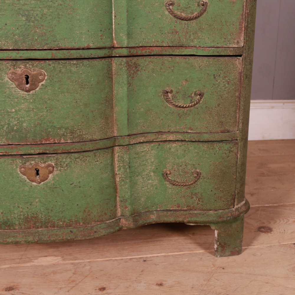 18th Century Dutch Serpentine Front Commode View V