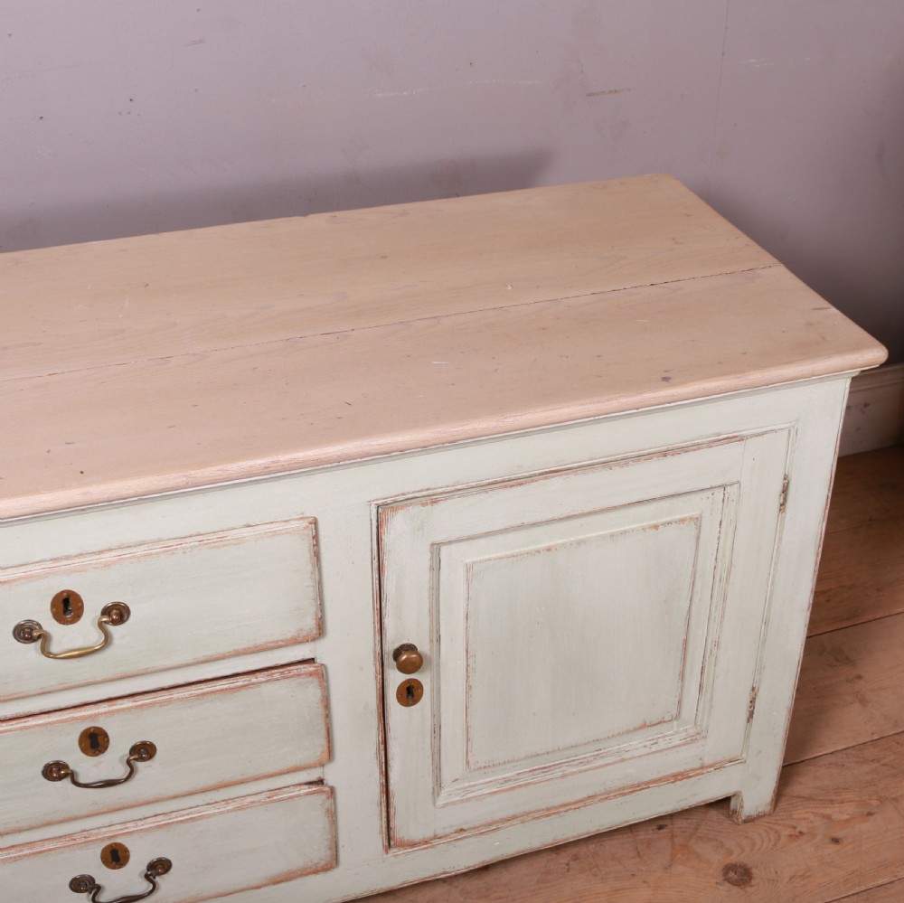 18th Century English Dresser Base View VII