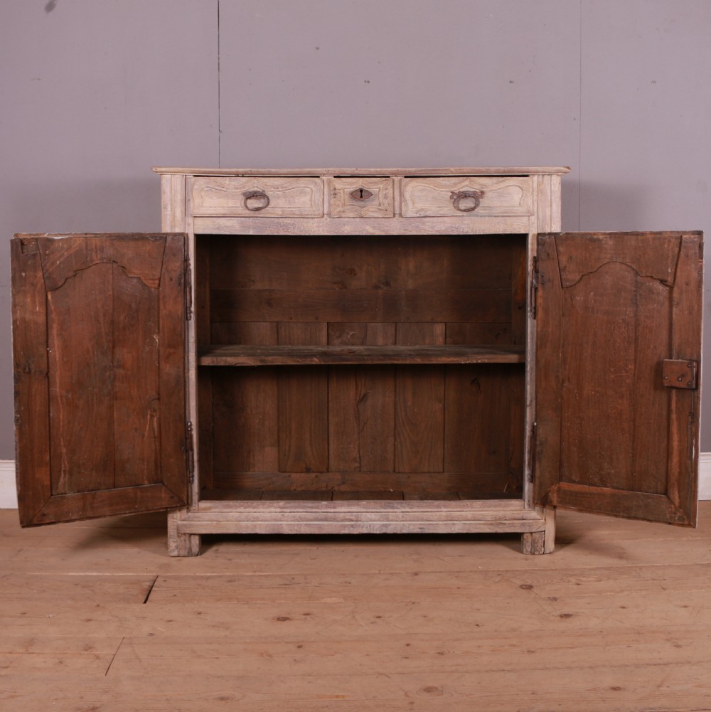 18th Century French Buffet View VII