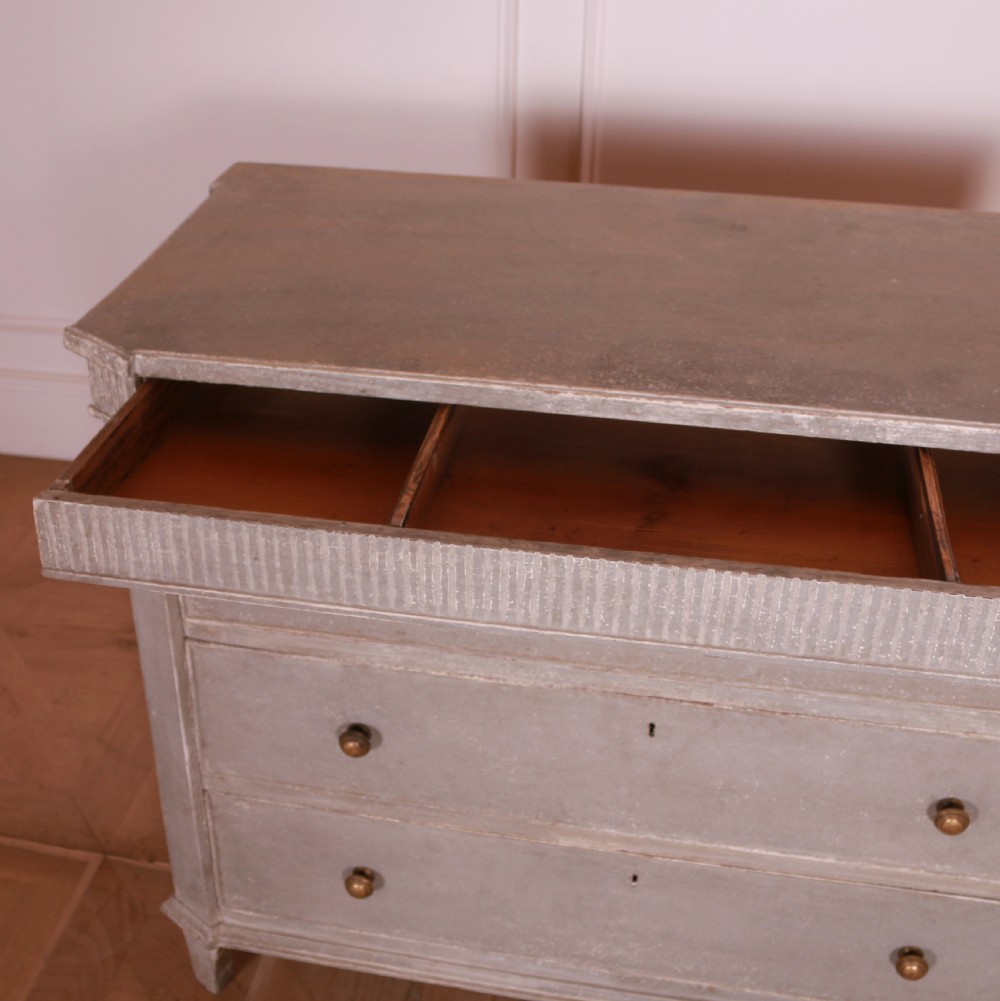 Swedish Painted Commode View VII