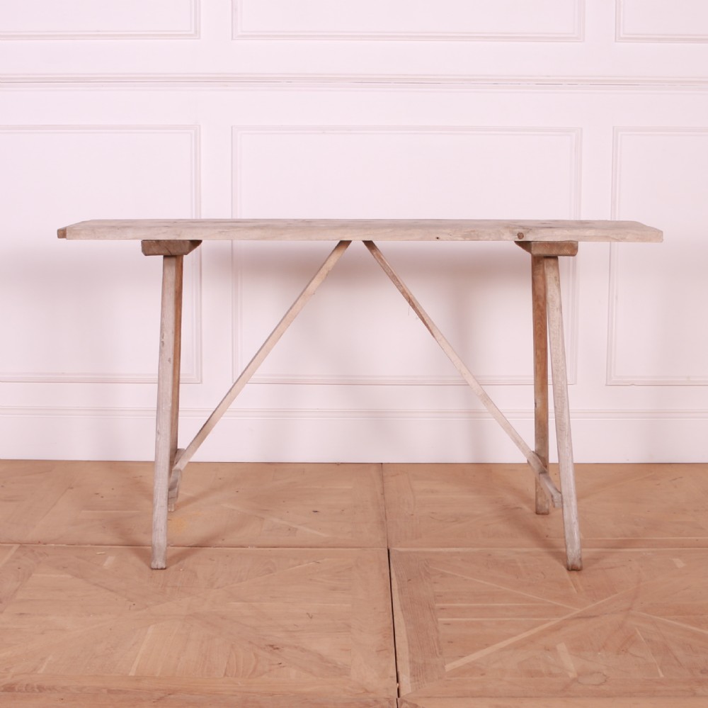 French Trestle Table View V