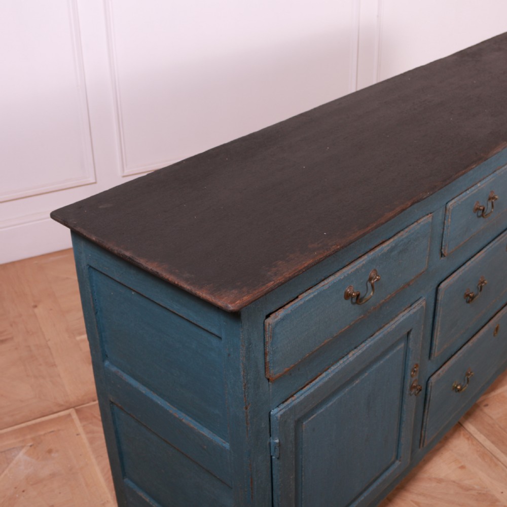 18th Century English Dresser Base View V