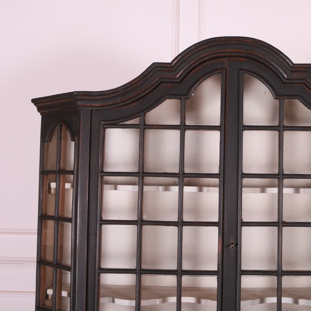 Dutch Painted Vitrine View II