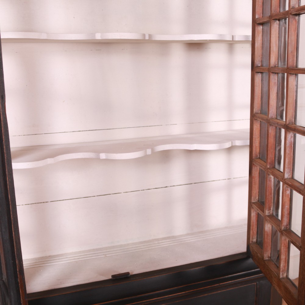 Dutch Painted Vitrine View V