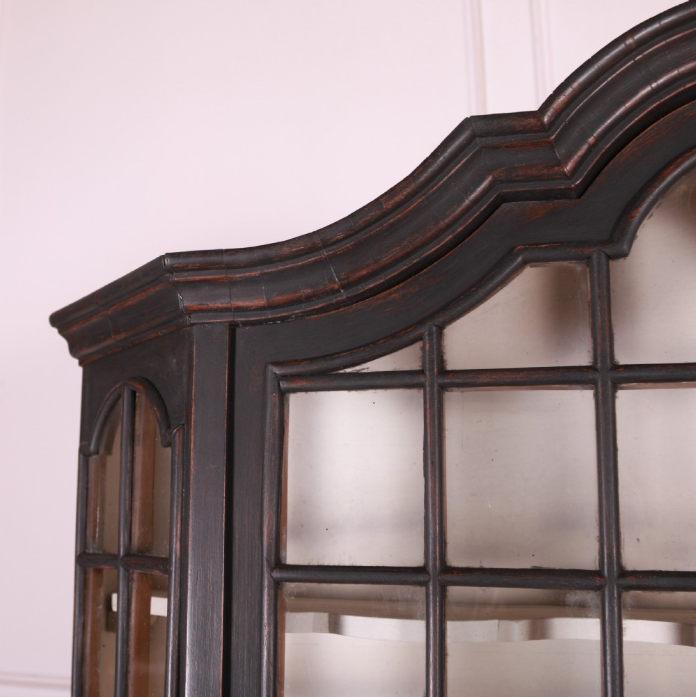 Dutch Painted Vitrine View VI