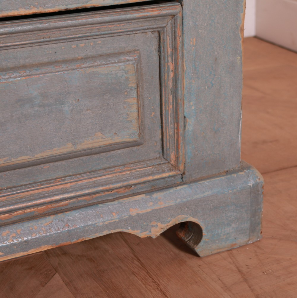 18th Century English Dresser Base View VII