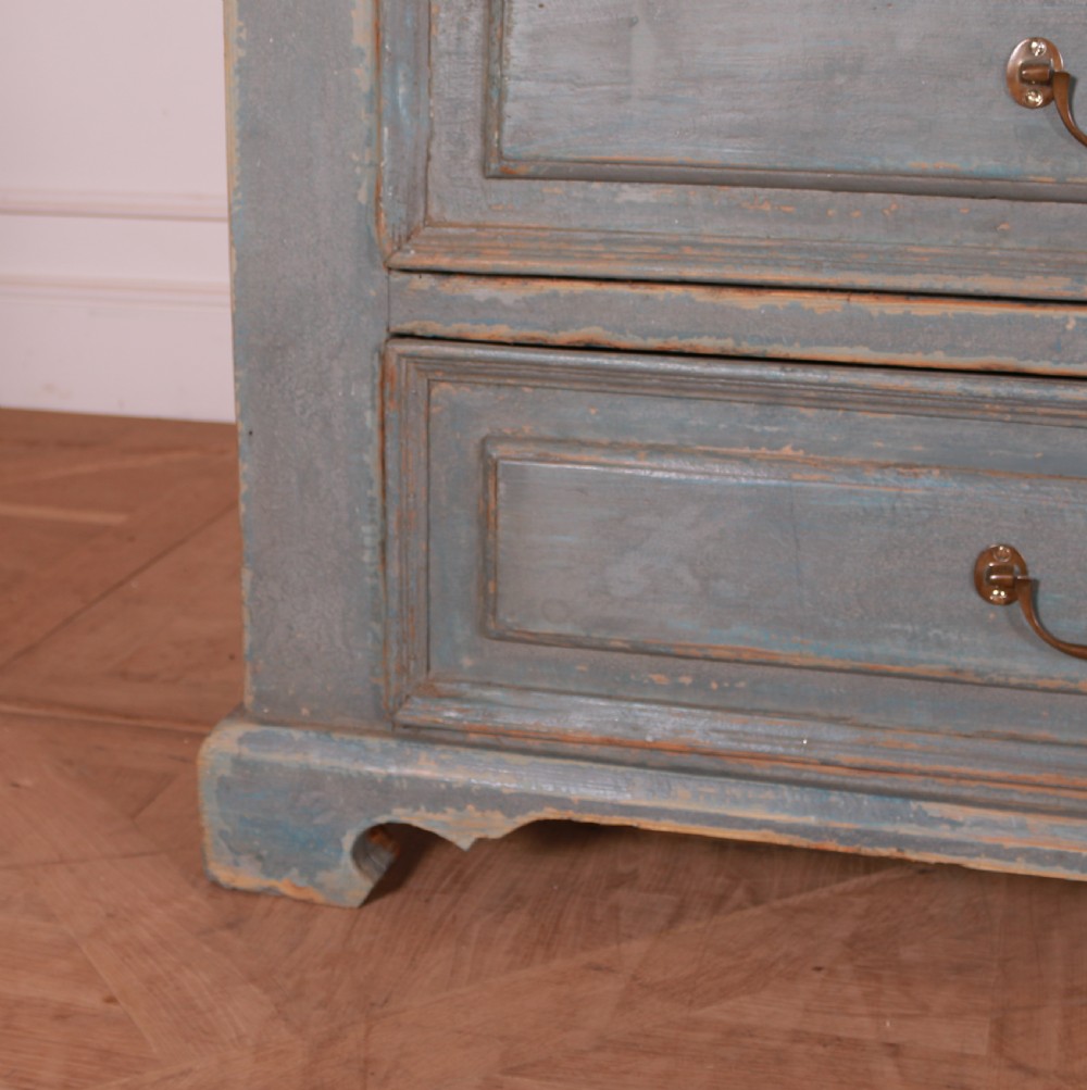 18th Century English Dresser Base View IX