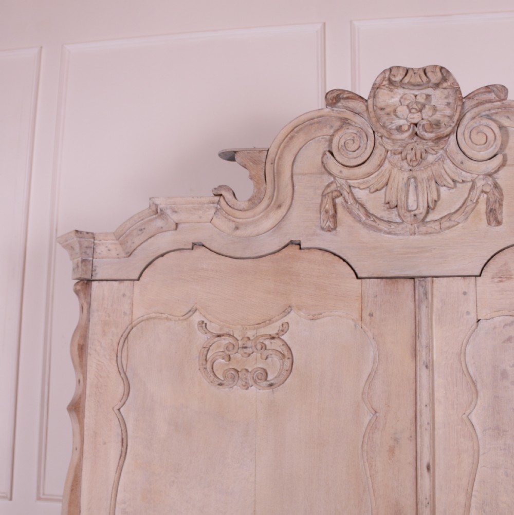 Dutch Bleached Oak Linen Cupboard View VI