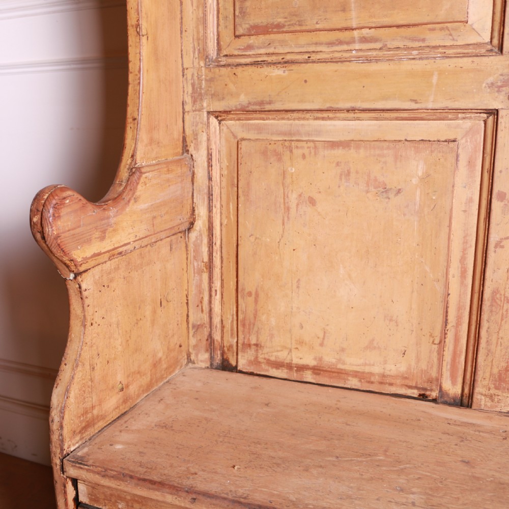 18th Century Country House Winged Settle View VII