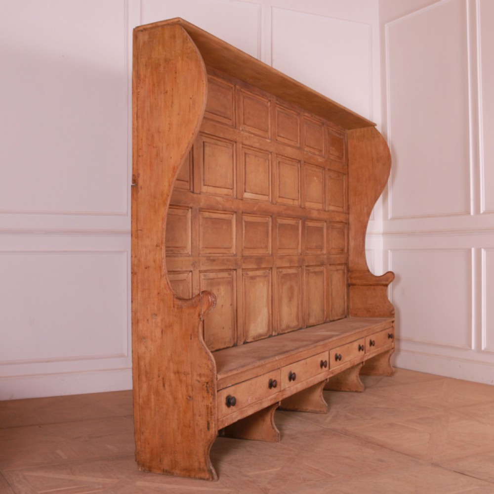 18th Century Country House Winged Settle View XI