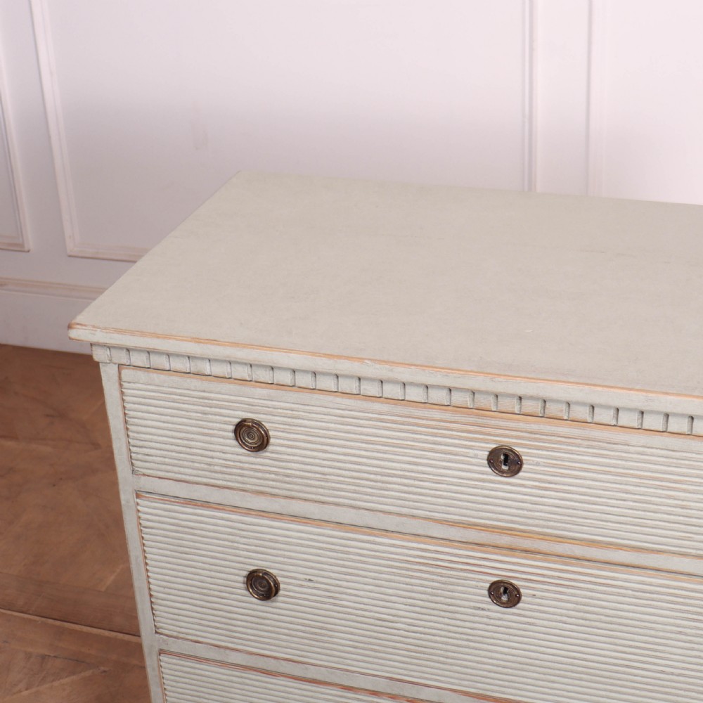 Pretty Swedish Painted Commode View VII