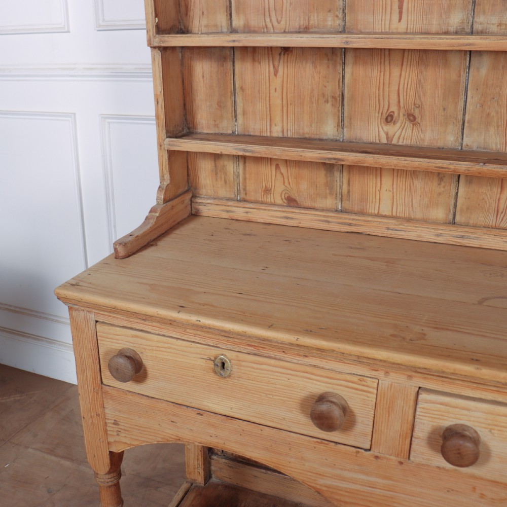 Welsh Pine Potboard Dresser View VIII