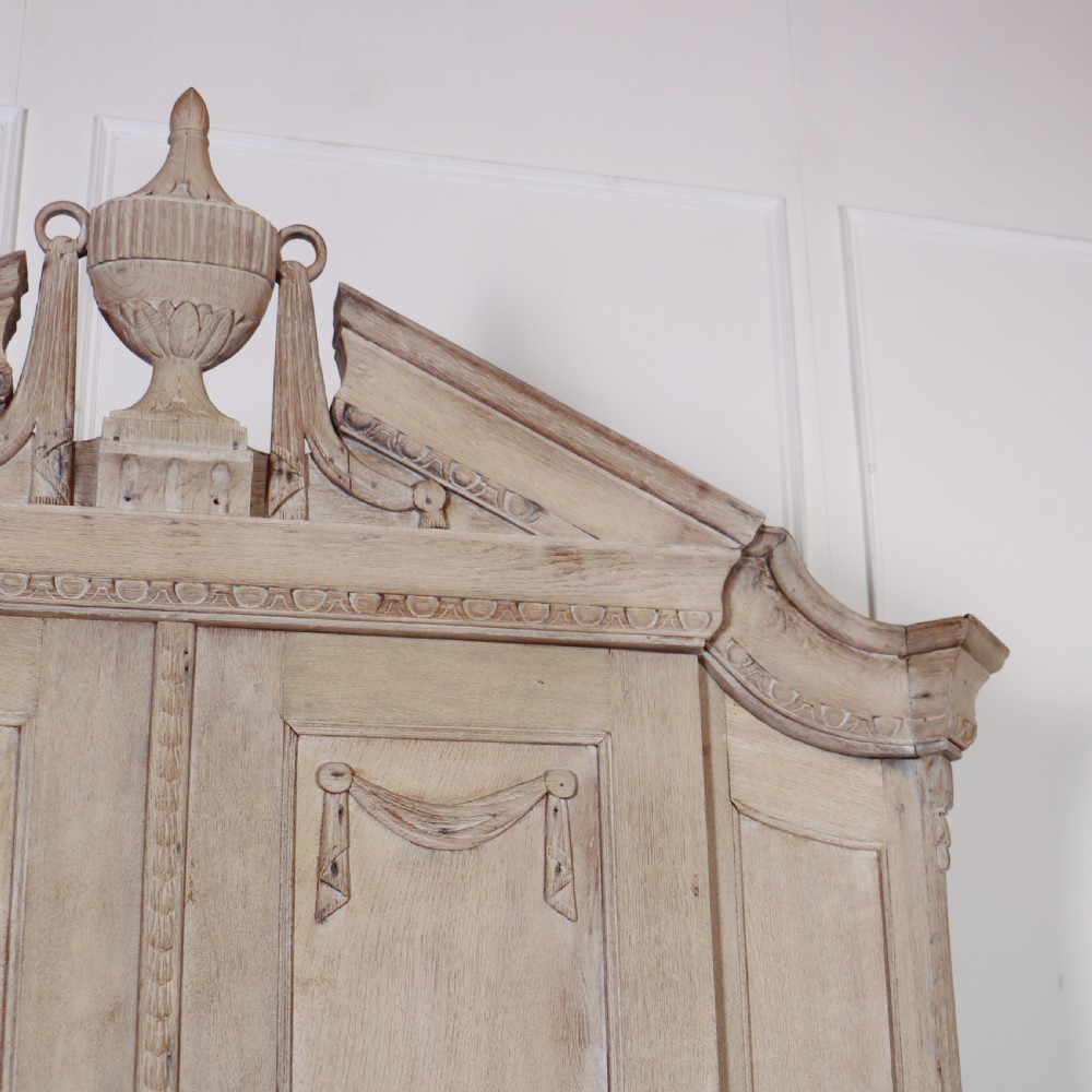 Dutch Bleached Oak Linen Cupboard View VIII
