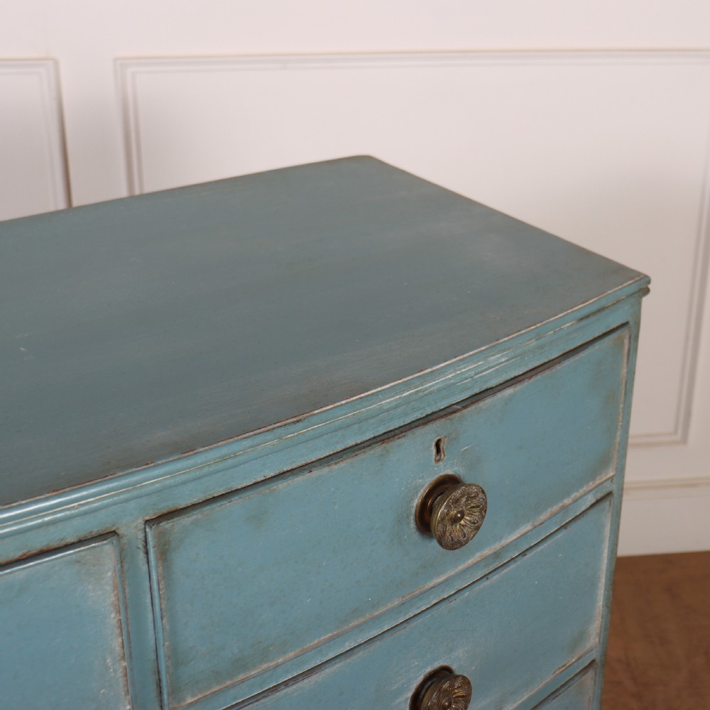 English Bowfront Chest of Drawers View X