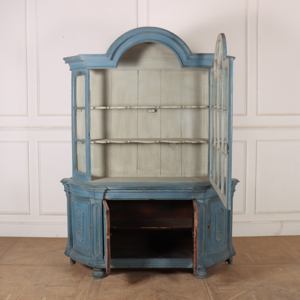 18th Century Dutch Display Cabinet View VII