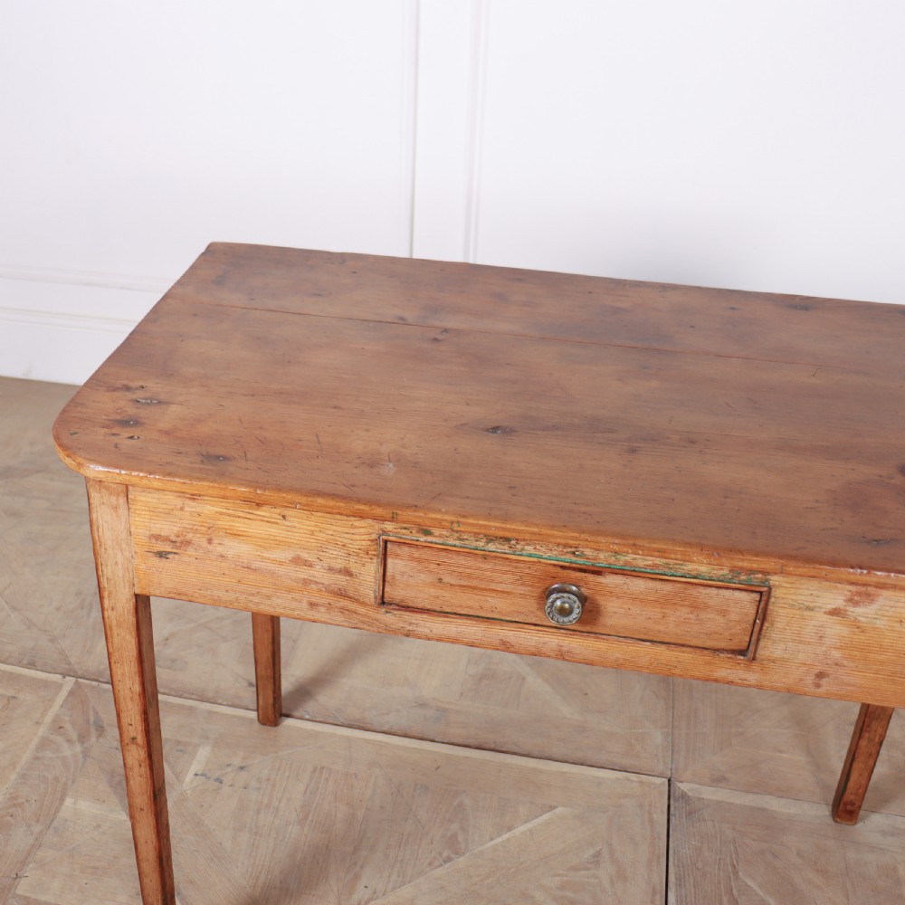 Small Pine Lamp Table View IV