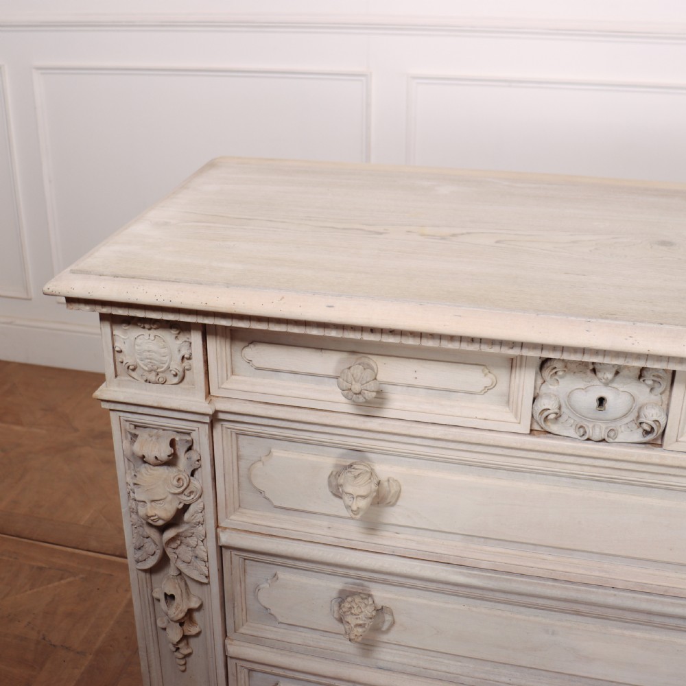 18th Century Italian Commode View XI