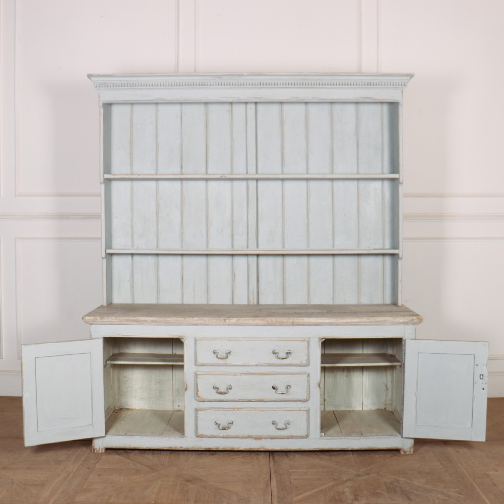 18th Century Scottish Dresser View VIII