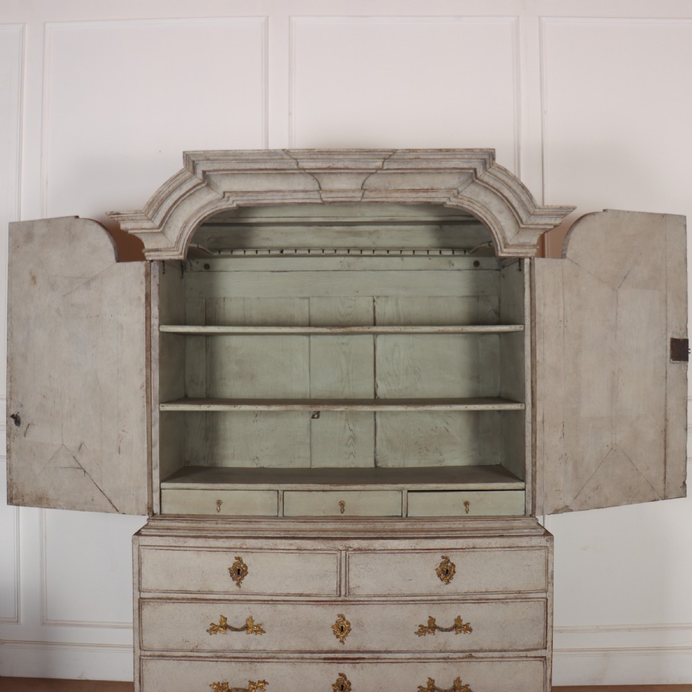 18th Century Swedish Linen Cupboard View VII