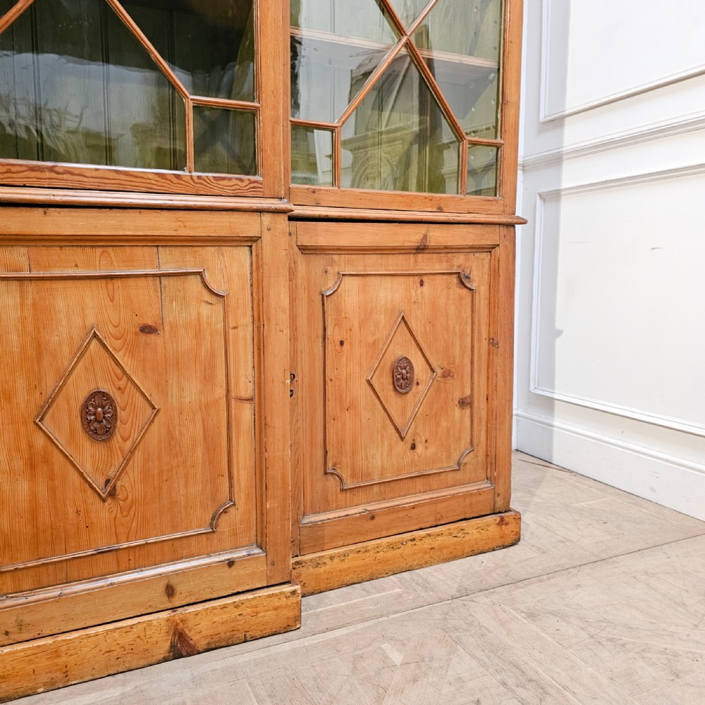 18th Century English Breakfront Bookcase View V