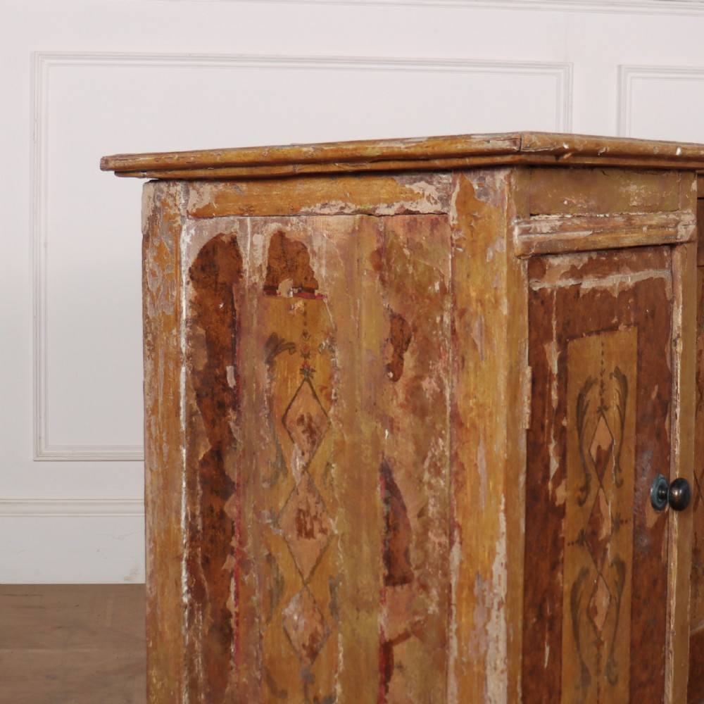Italian Original Painted Sideboard View VII