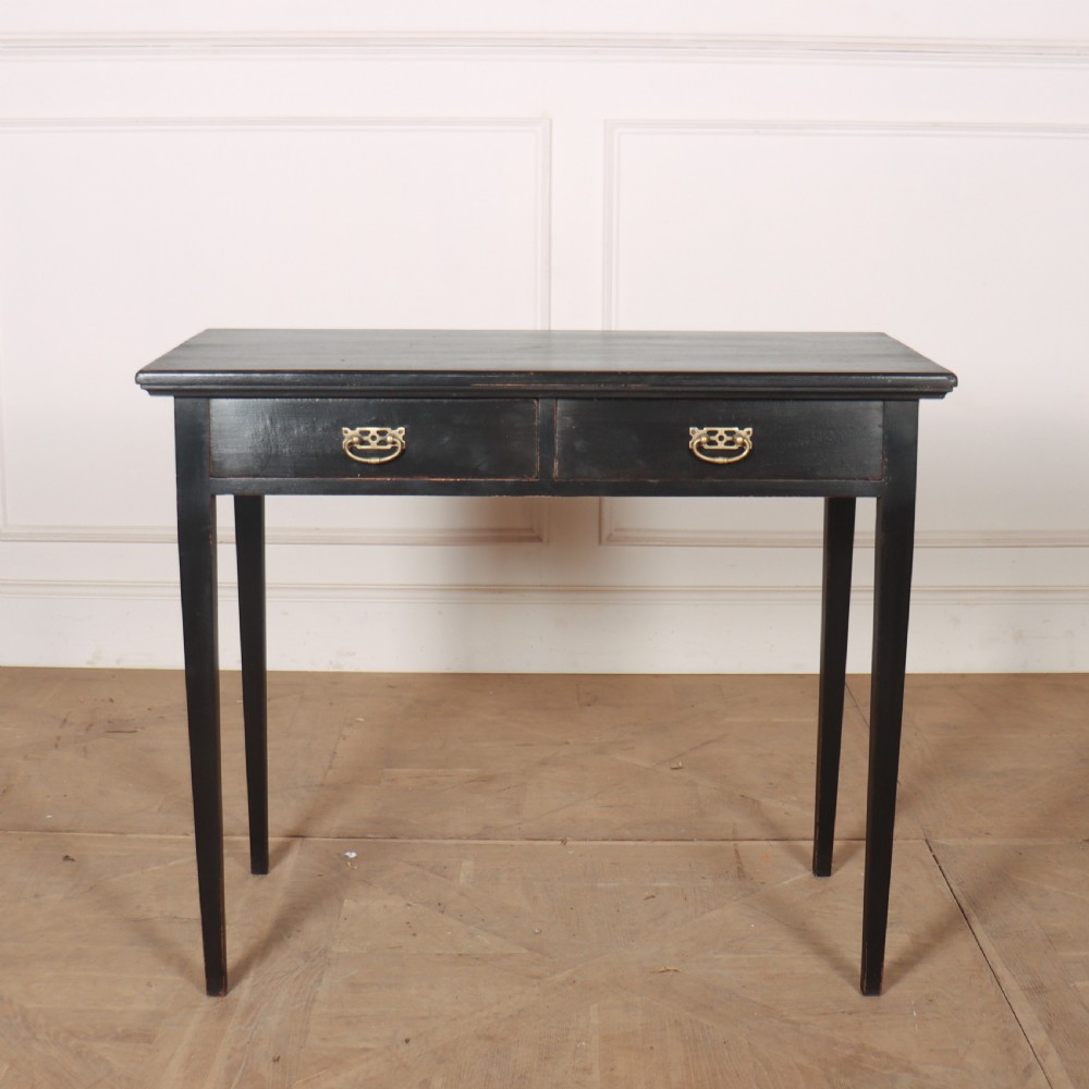English Painted Lamp Table View V
