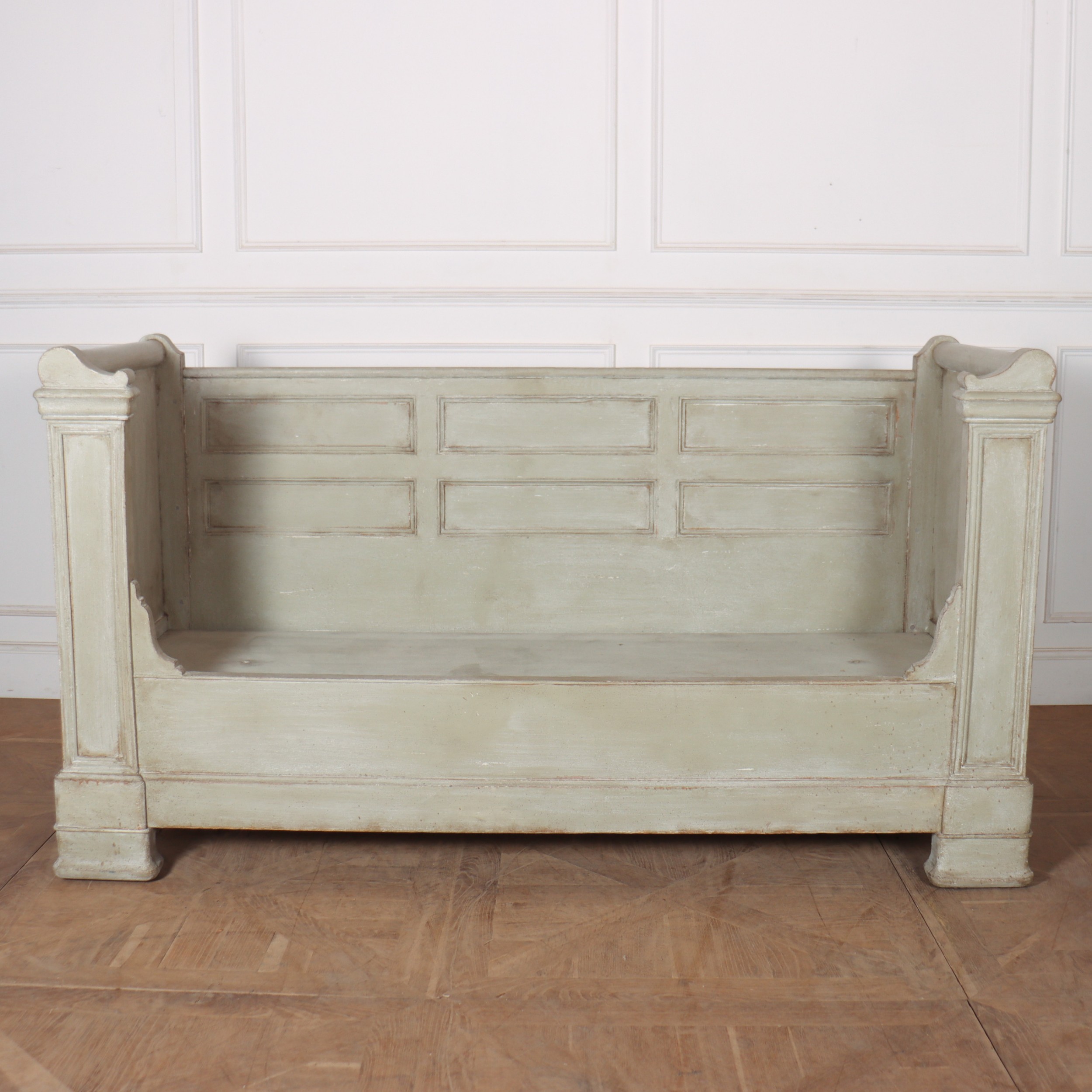 French Painted Day Bed