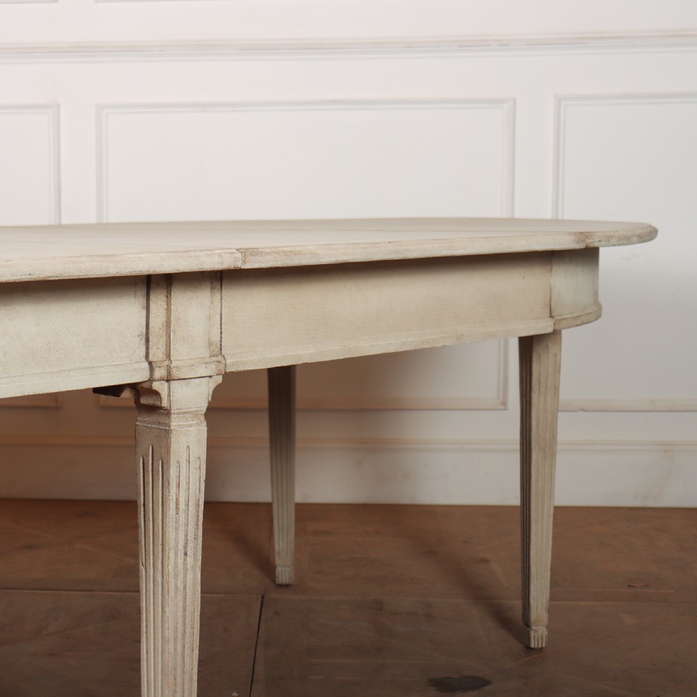 Early 20th Century Swedish Extending Dining Table View VIII