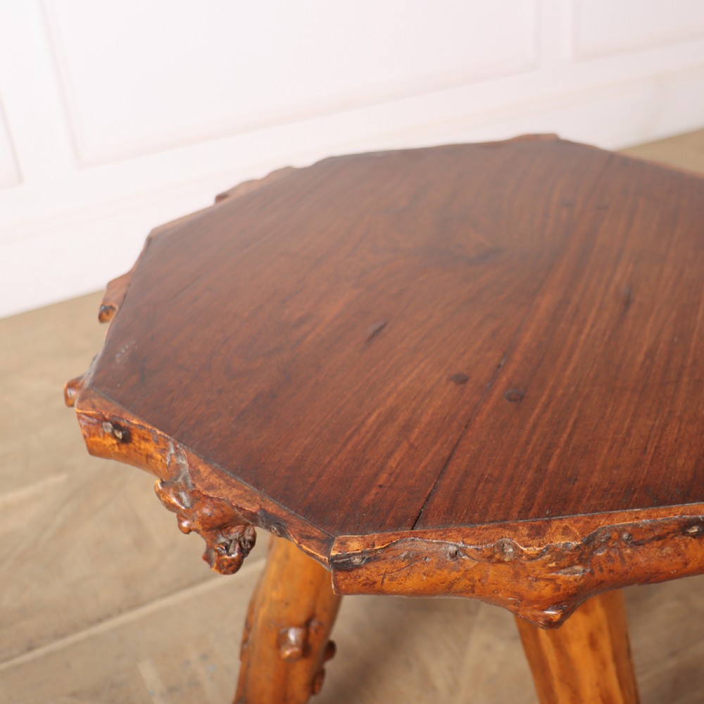 Primitive Root Side Table View IV