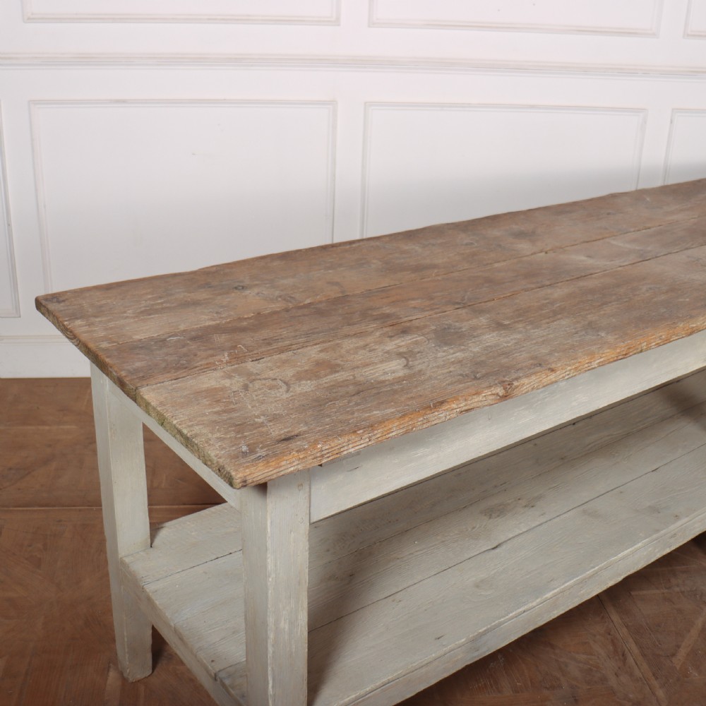 Large Country House Prep Table View V
