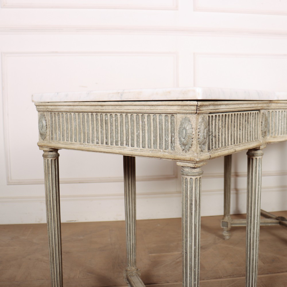 English Serpentine Console Table View XI