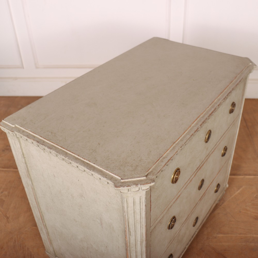 Pair of Swedish Painted Commodes View X