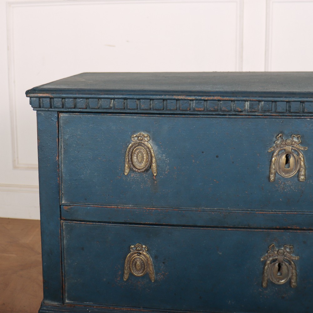 18th Century Italian Painted Commode View V