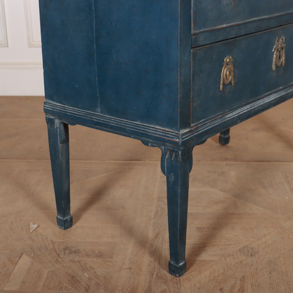18th Century Italian Painted Commode View VI