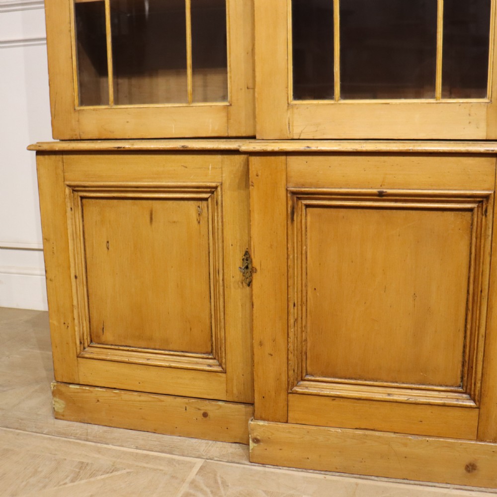 18th Century English Library Bookcase View VI