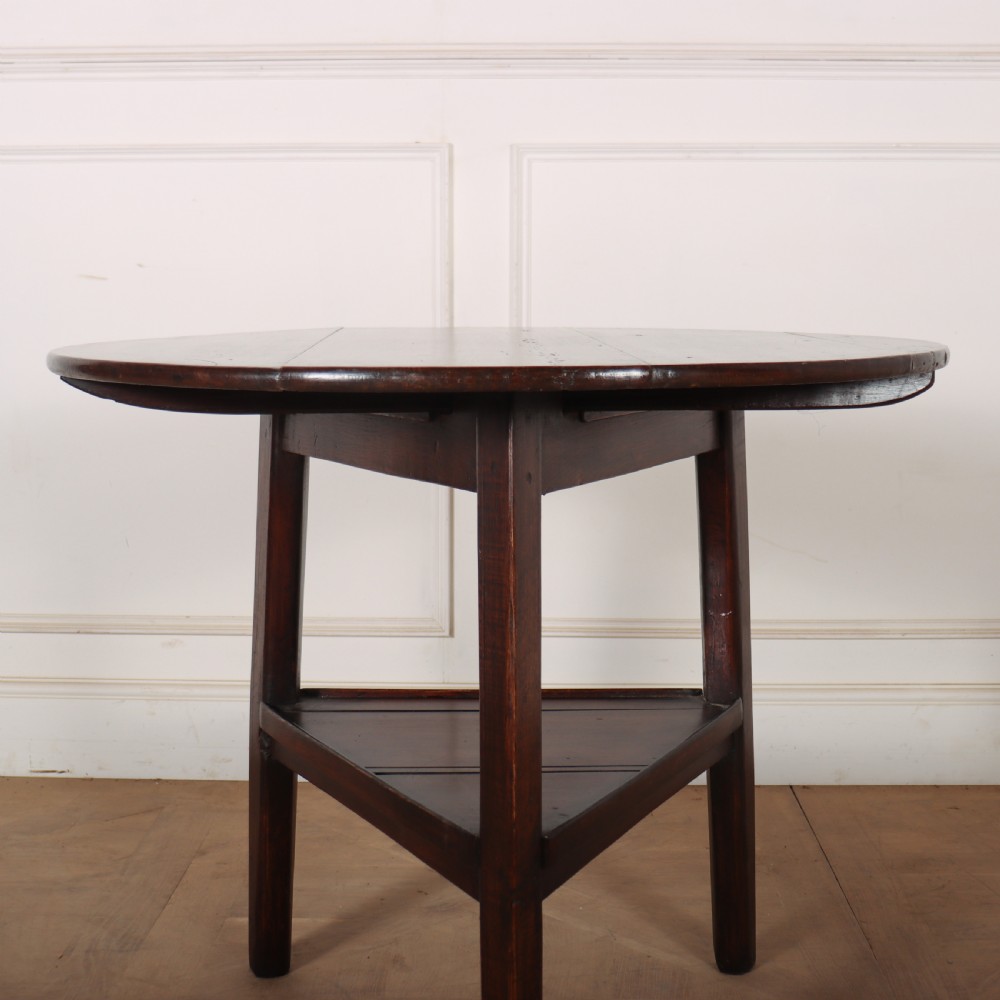 Welsh Oak Cricket Table View III