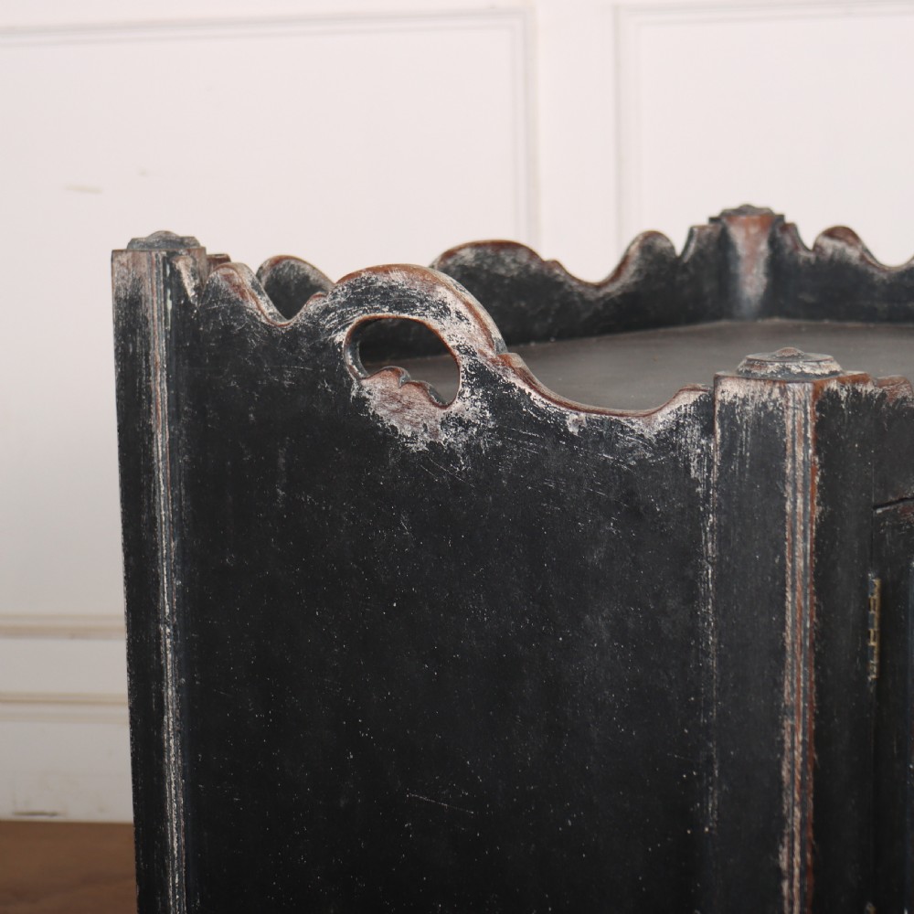 18th Century English Bedside Cabinet View VIII