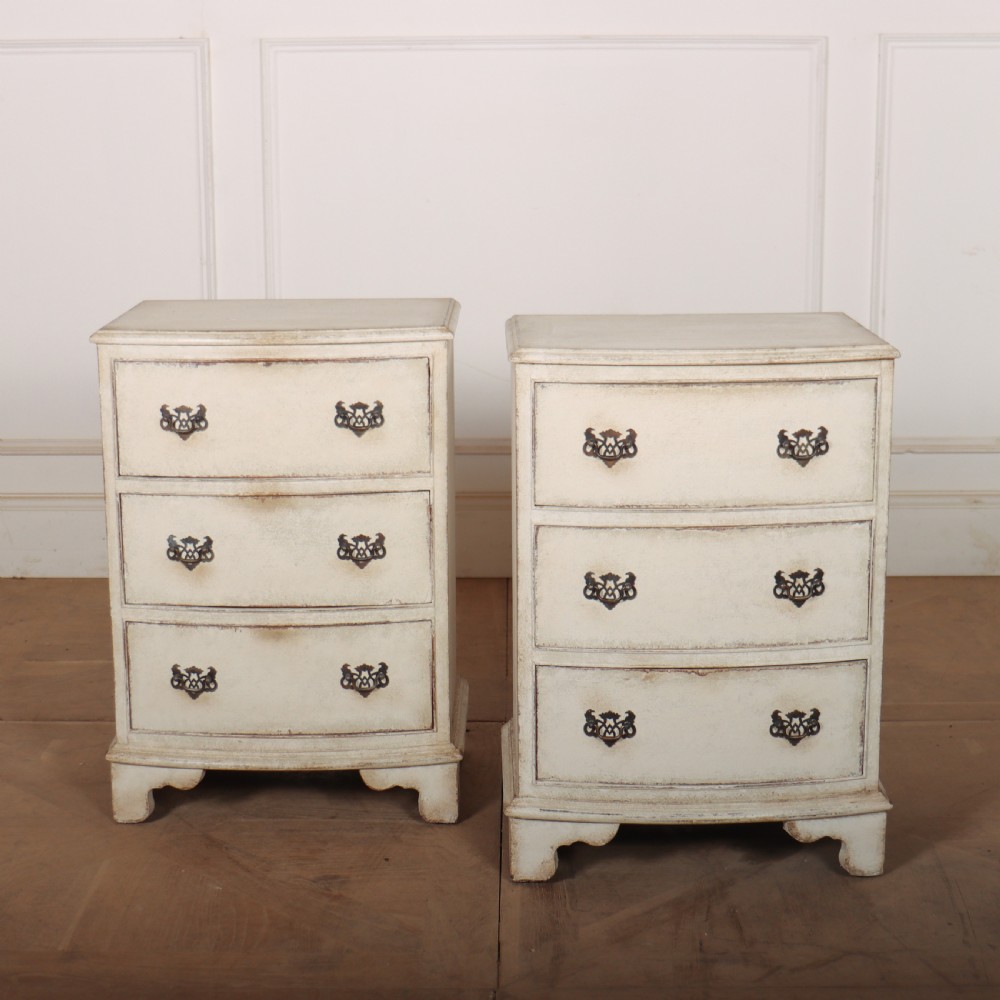 Pair of English Bedside Chest of Drawers